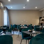 N42 Hotel