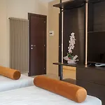 N42 Hotel 3*